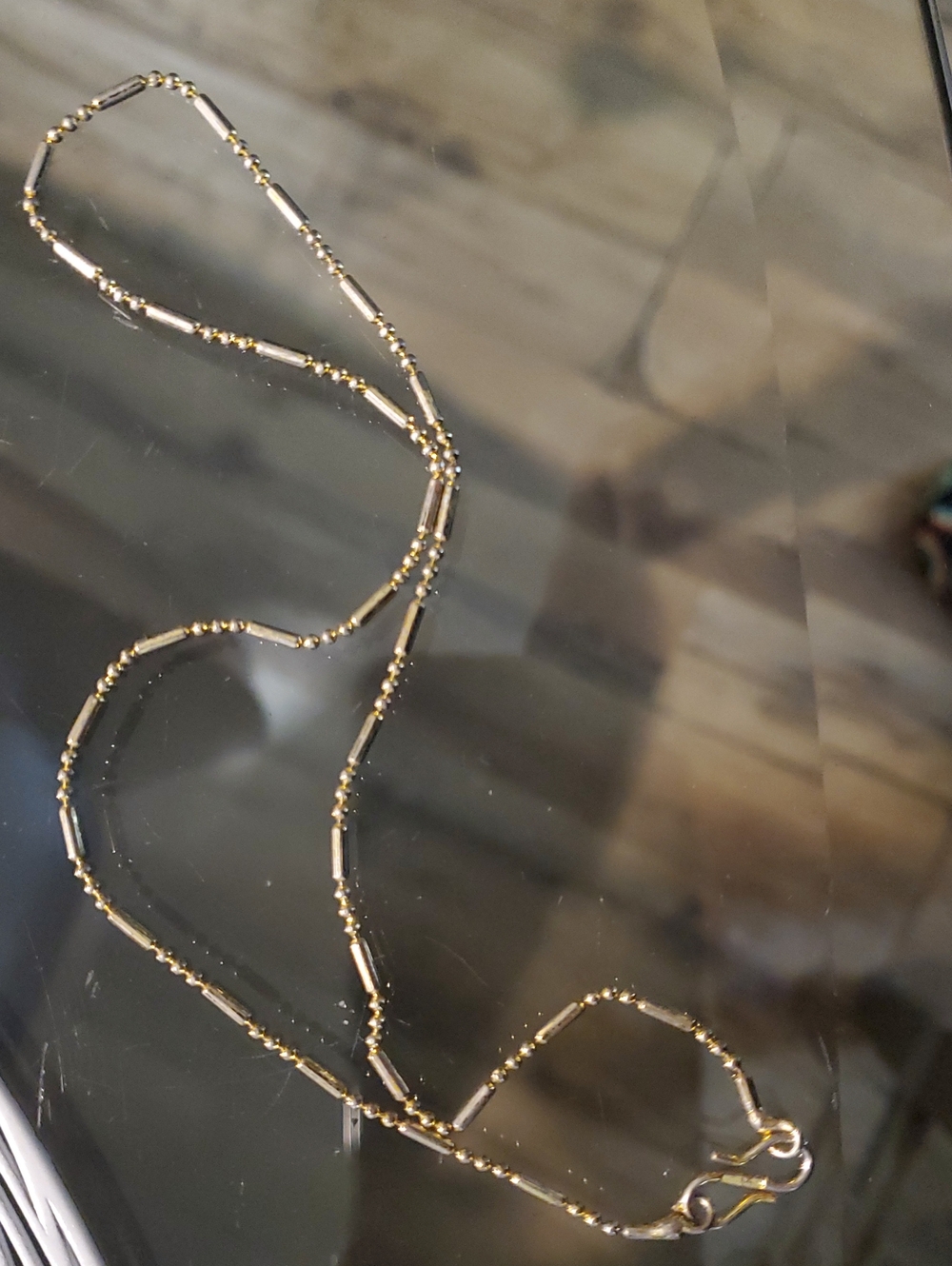 Women's silver chain.
